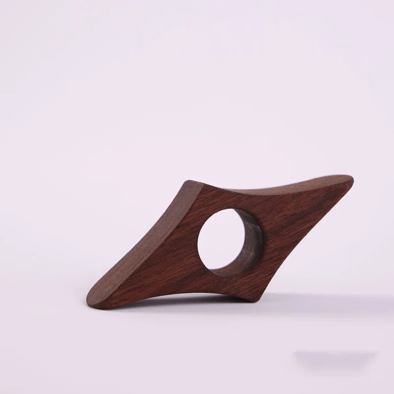 Daumen-Lesehilfe aus Massivholz